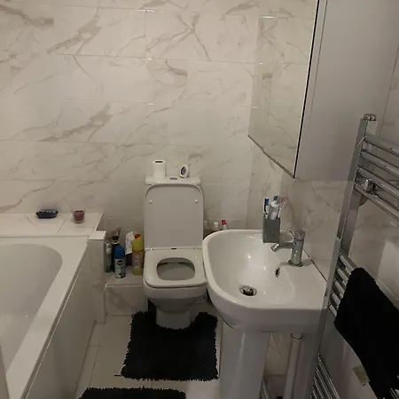 Beautiful 1-bed House In *